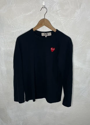 Black Crewneck Pullover